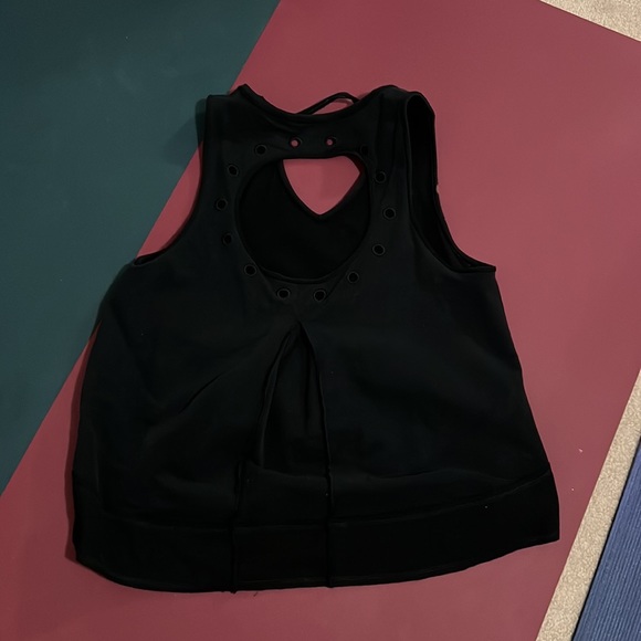 Nancy Rose Performance Black Tank Top Size 6 - Picture 2 of 3